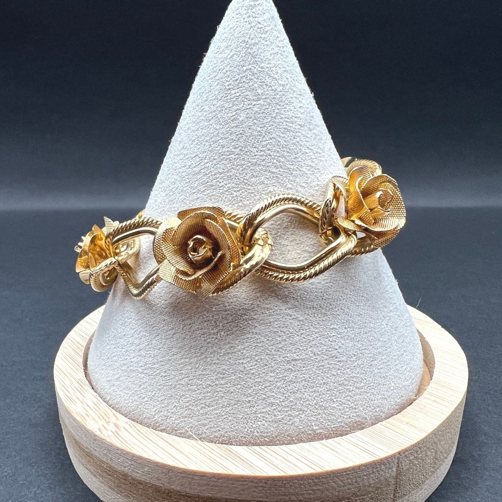Rose Link Bracelet Gold Tone Floral Textured Rope Mesh Cottage Romantic 3D